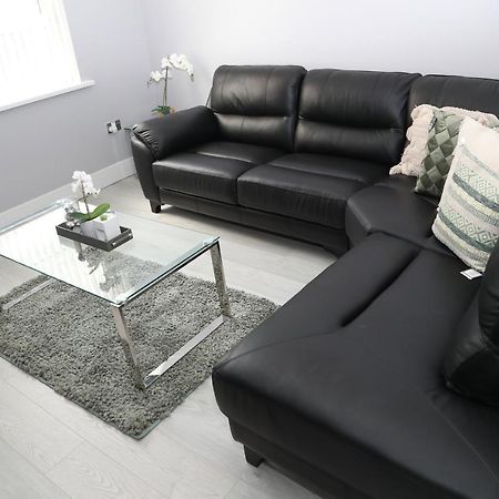 Homely 1-Bed Apartment In Birmingham Exterior photo